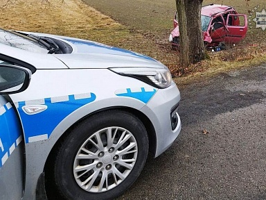 Dachowanie samochodu w Mnichu nietrzeźwy kierowca