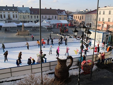 Lodowisko w żywcu ruszyło!