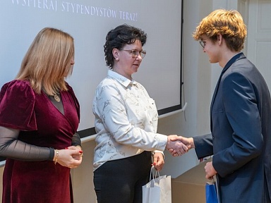 IV edycja programu stypendialnego dla uczniów powiatu bielskiego