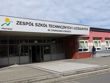 kształcenie zawodowe miliony 